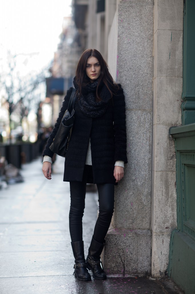autumn trend skinny jeans street style