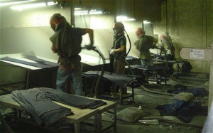 What are Sandblasting jeans? image 2